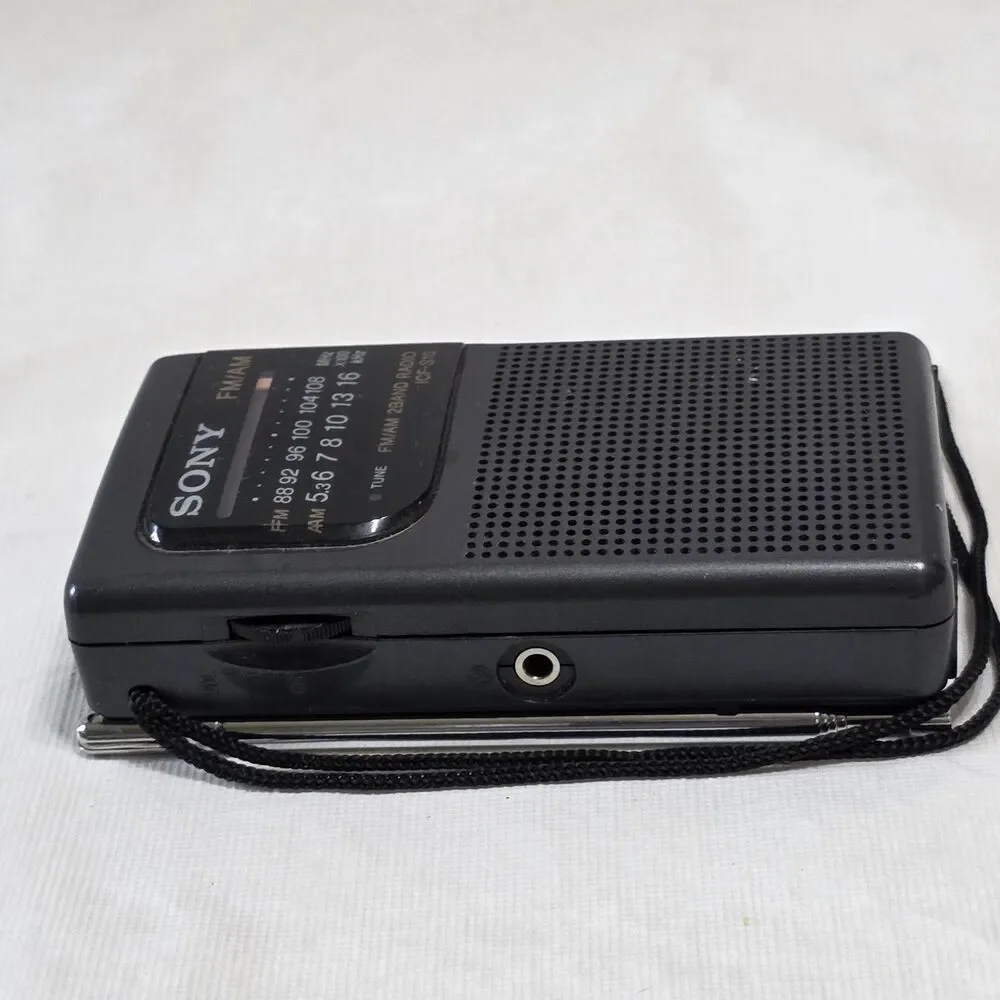 Vintage Sony Am\Fm Handheld Portable Radio ICF-S10